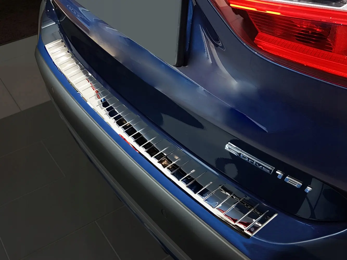Bakfangerbeskytter BMW X1 (F48) 2015 - 2022 │ Silver Edition