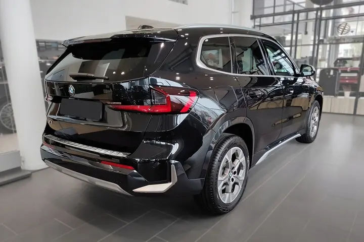Bakfangerbeskytter BMW X1 III (U11) 2022-> / BMW iX1 (U11 BEV) 2022 -> – bilde 8