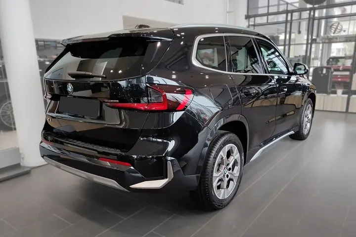 Bakfangerbeskytter BMW X1 III (U11) 2022-> / / BMW iX1 (U11 BEV) 2022 -> – bilde 8