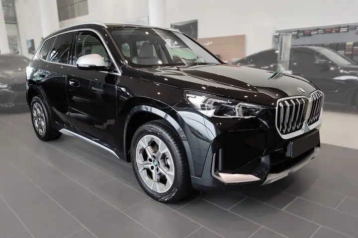 Bakfangerbeskytter BMW X1 III (U11) 2022-> / / BMW iX1 (U11 BEV) 2022 -> – bilde 9