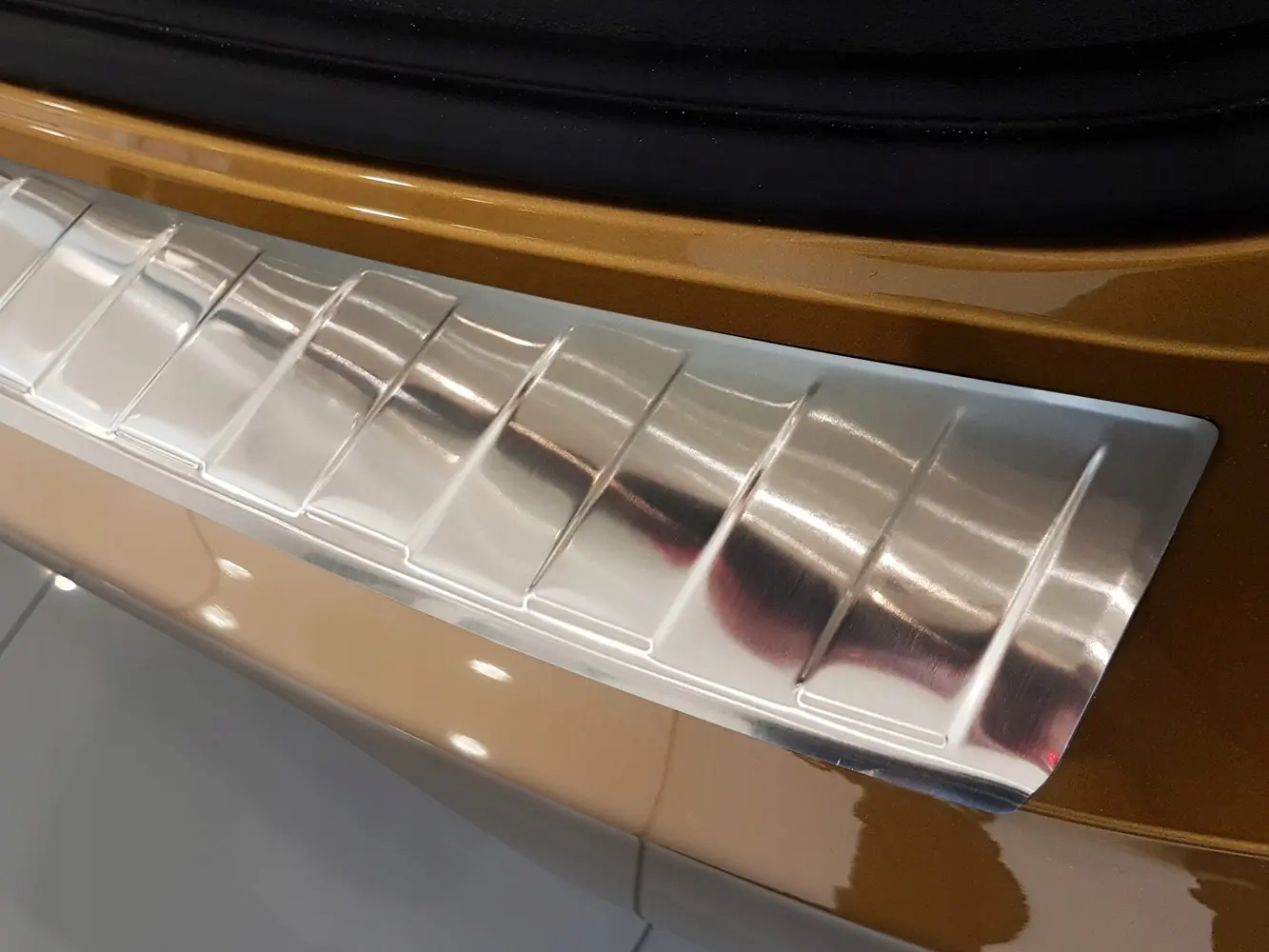 Bakfangerbeskytter BMW X2 (F39) M-PAKKE 2017 - 2023 – bilde 4