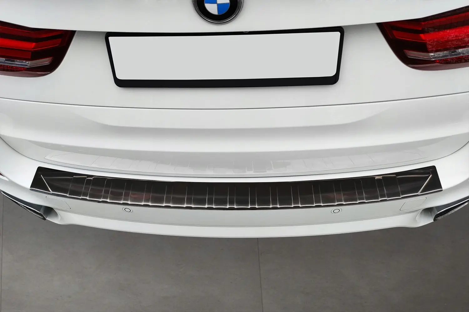 Bakfangerbeskytter BMW X5 (F15) 2013 - 2018 | Black Edition – bilde 2