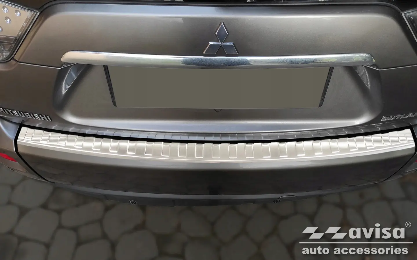 Bakfangerbeskytter Citroen C-Crosser 2007-2012 / Peugeot 4007 2007-2012 / Mitsubishi Outlander II 2006 - 2012 – bilde 2