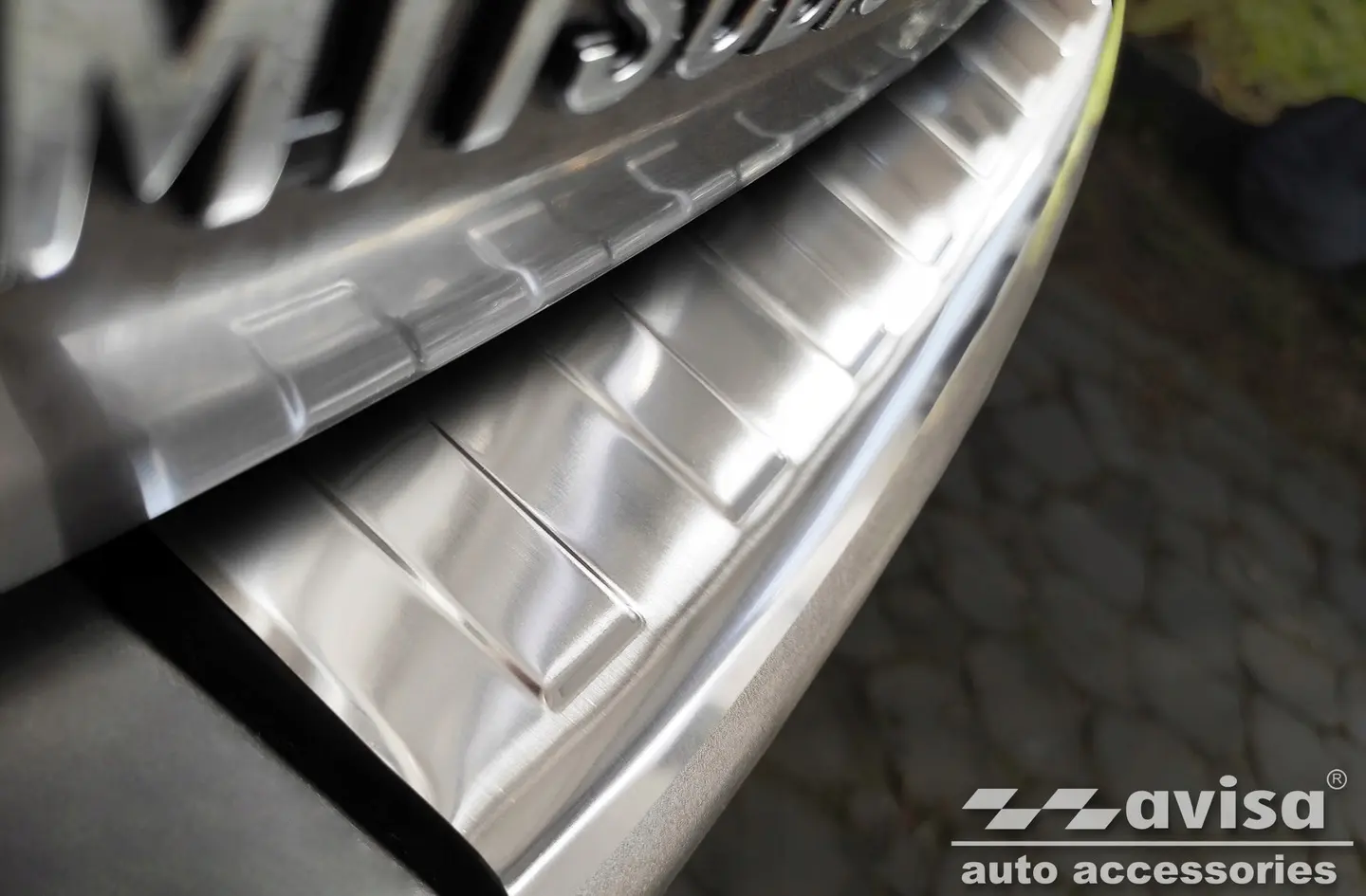 Bakfangerbeskytter Citroen C-Crosser 2007-2012 / Peugeot 4007 2007-2012 / Mitsubishi Outlander II 2006 - 2012 – bilde 4