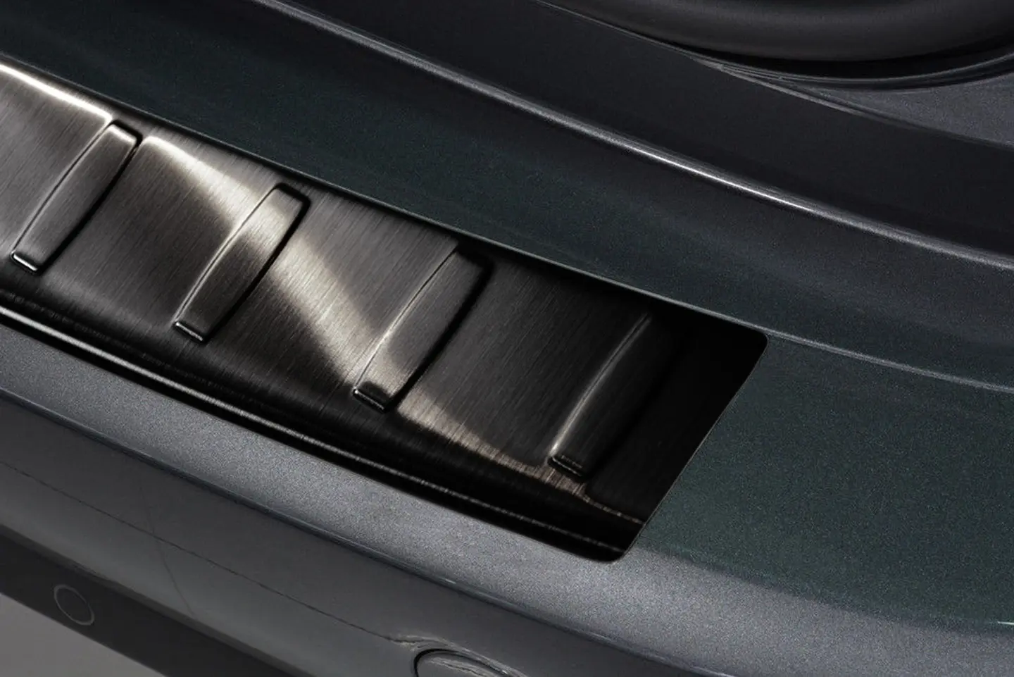 Bakfangerbeskytter Citroen Grand C4 Picasso II 2013-2019 – bilde 3