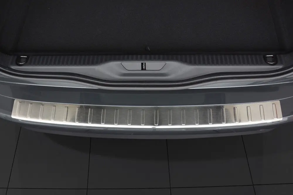 Bakfangerbeskytter Citroen Grand C4 Space Tourer(Picasso II) 2013-2019 – bilde 2