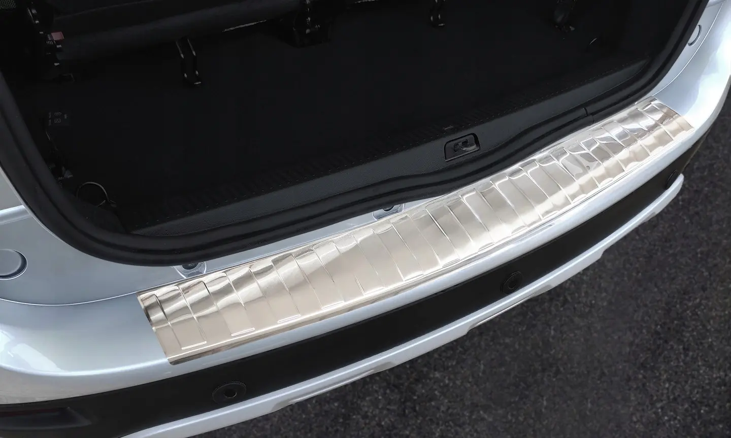 Bakfangerbeskytter Dacia Lodgy 2012->