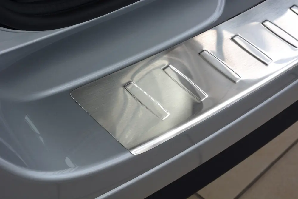 Bakfangerbeskytter Dacia Logan MCV 2013-> – bilde 2