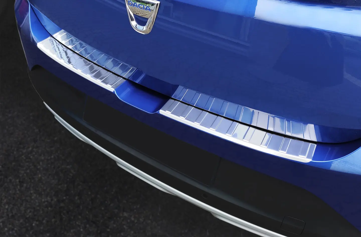 Bakfangerbeskytter Dacia Sandero III/ Sandero -Stepway HATCHBACK 2020-> – bilde 2