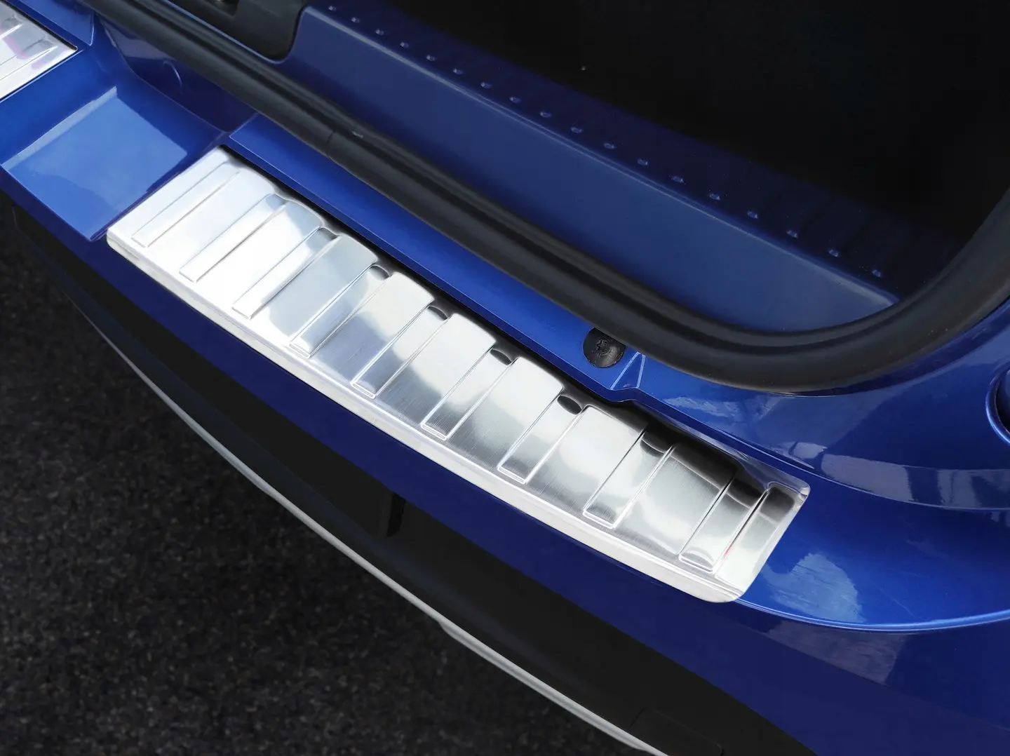 Bakfangerbeskytter Dacia Sandero III/ Sandero -Stepway HATCHBACK 2020-> – bilde 4