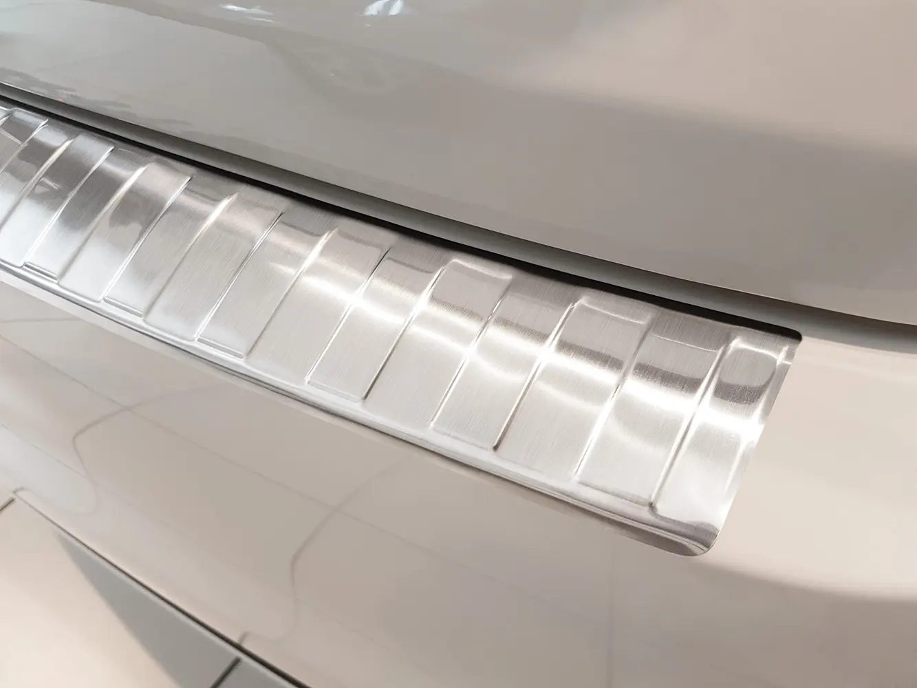 Bakfangerbeskytter Fiat 500 Facelift 2015 - 2020 / Abarth 500 Hatchback 2015 - 2020 – bilde 3