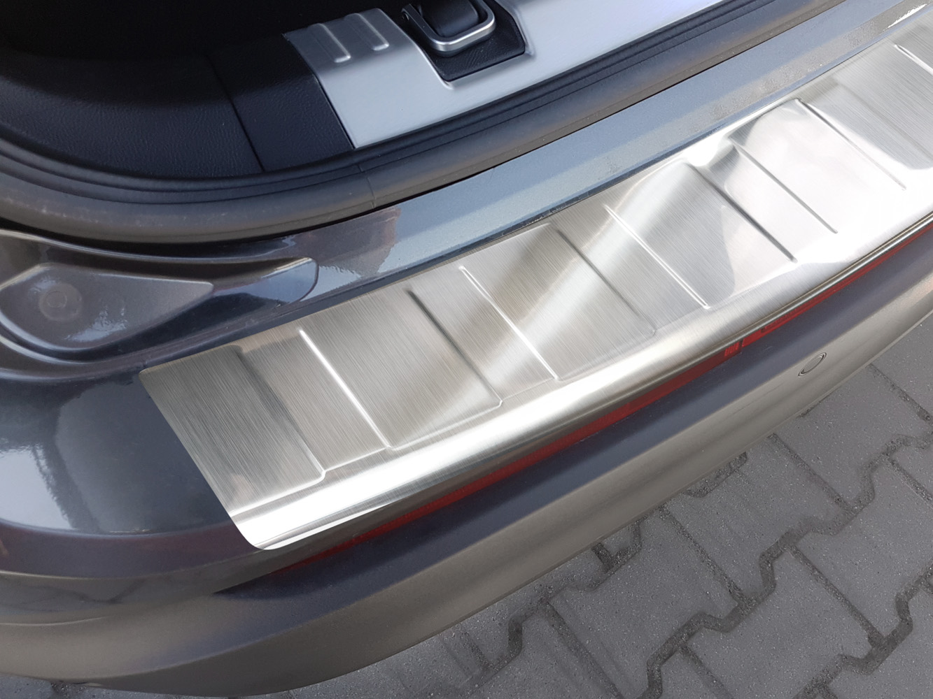 Bakfangerbeskytter Ford Edge II 2014-2018 (pre-facelift) passer til Eu-versjonen – bilde 4