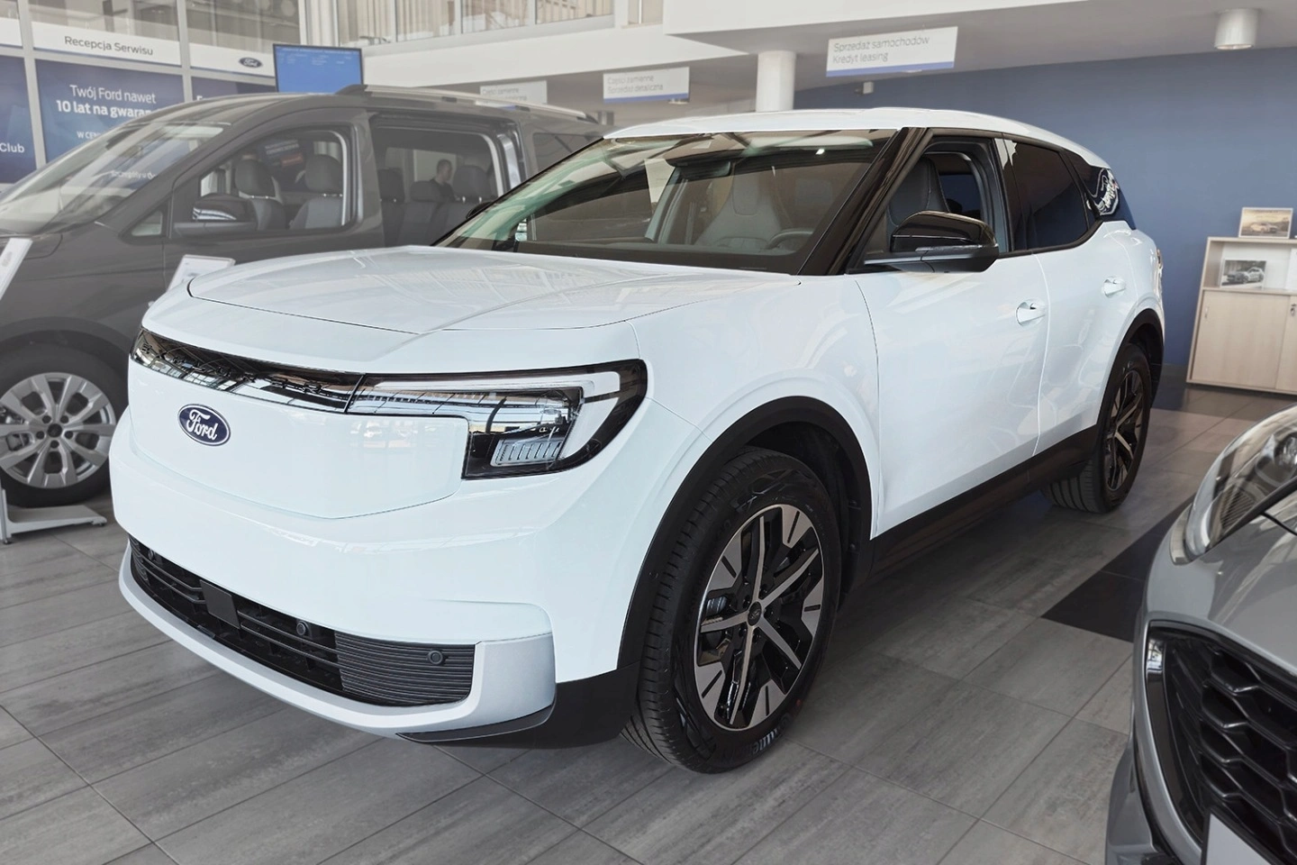 Bakfangerbeskytter Ford Explorer EV 2023 -> │ Sort - Black Edition – bilde 5