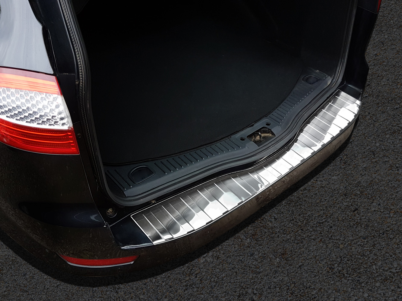 Bakfangerbeskytter Ford Mondeo IV Stasjonsvogn 2007 - 2010
