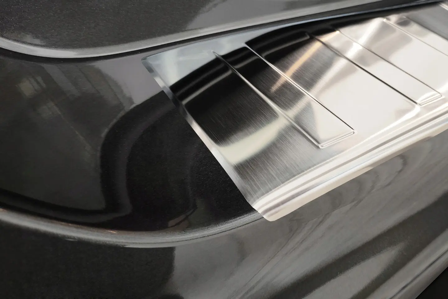 Bakfangerbeskytter Ford Mondeo V 2014 - 2022 – bilde 3