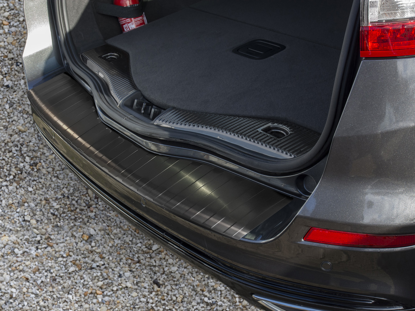 Bakfangerbeskytter Ford Mondeo V Turnier / ST Line Stasjonsvogn 2014 - 2022