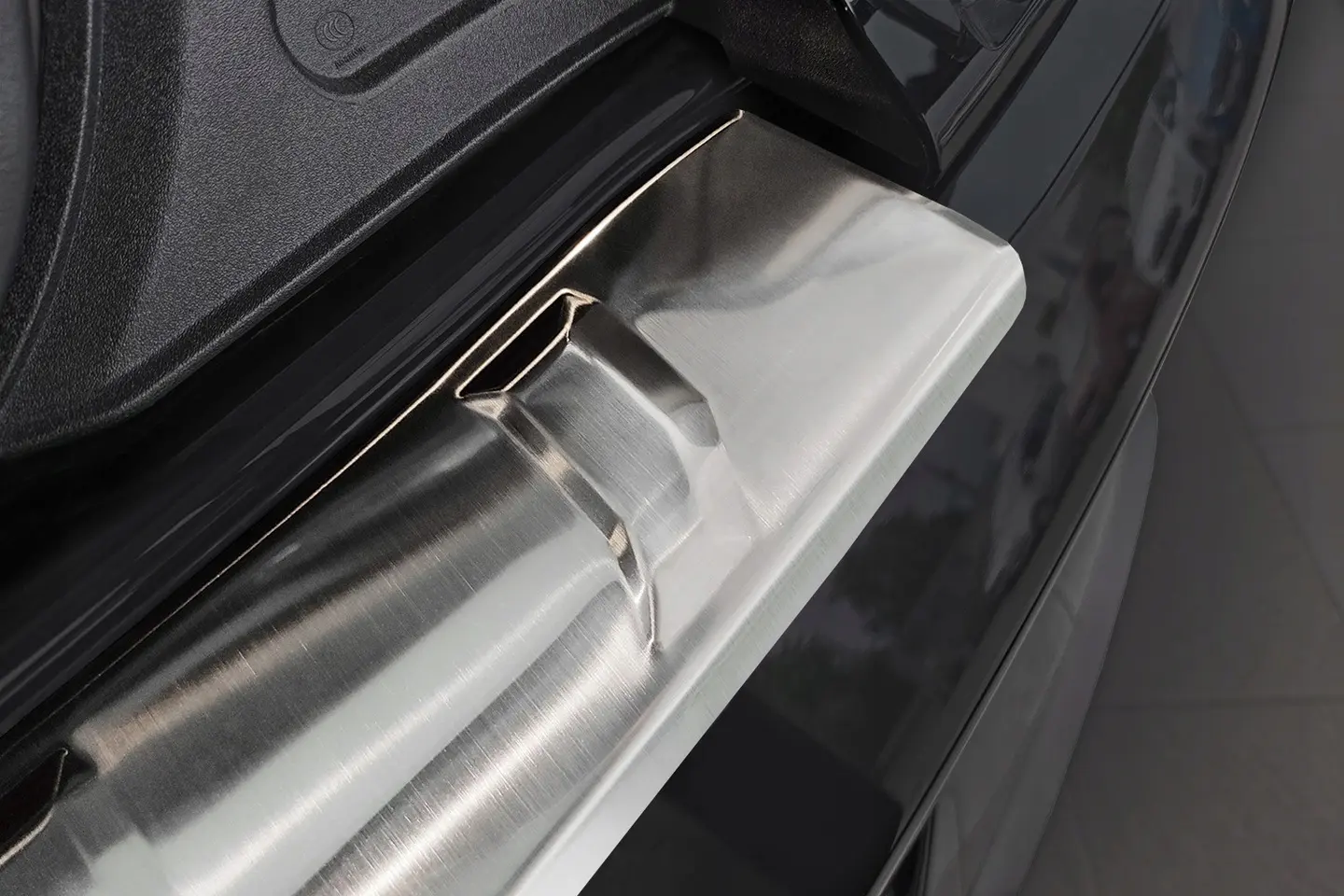 Bakfangerbeskytter Ford Mustang VI 2014 - 2023 – bilde 3