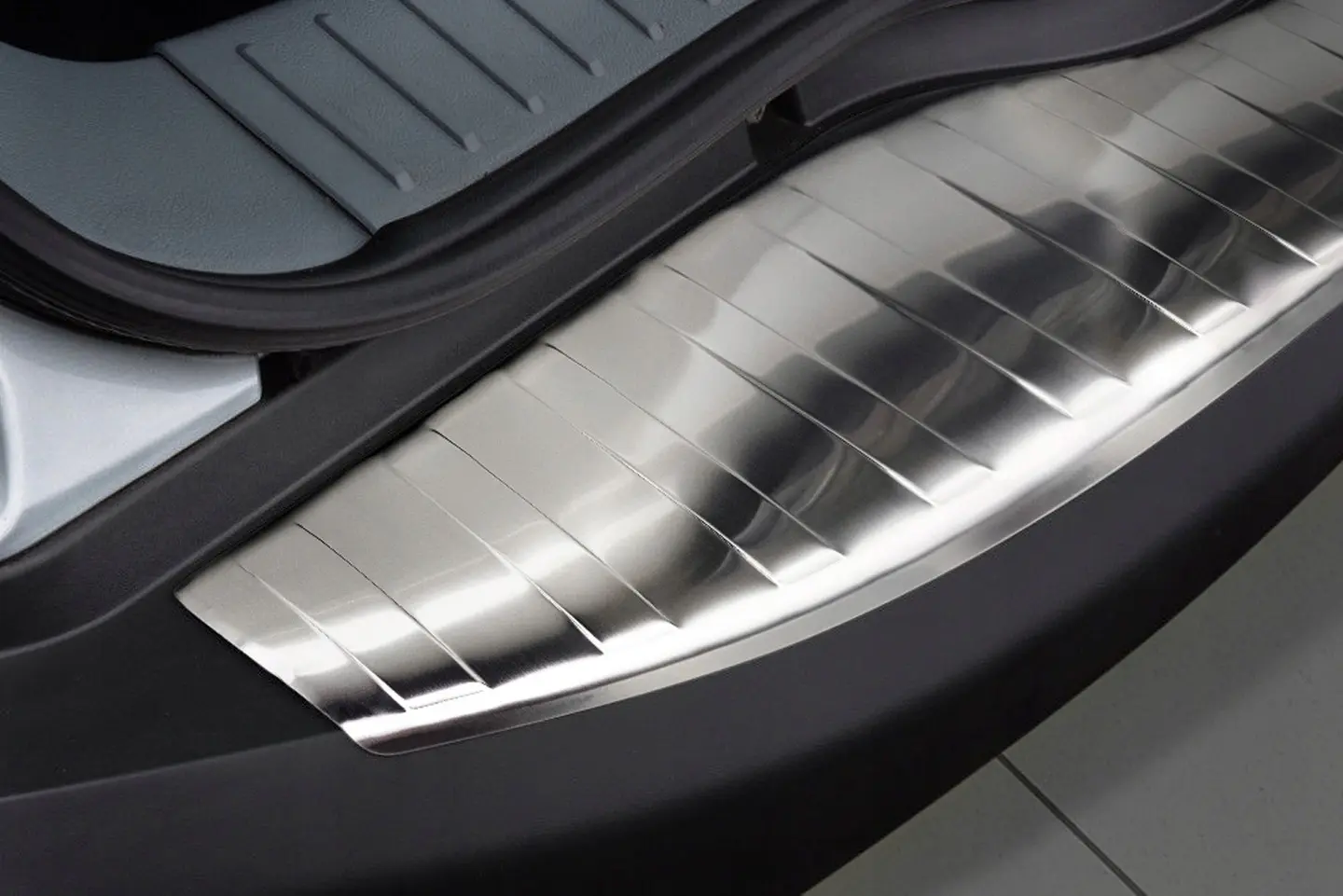 Bakfangerbeskytter Ford S-Max I 2006 - 2014 – bilde 2