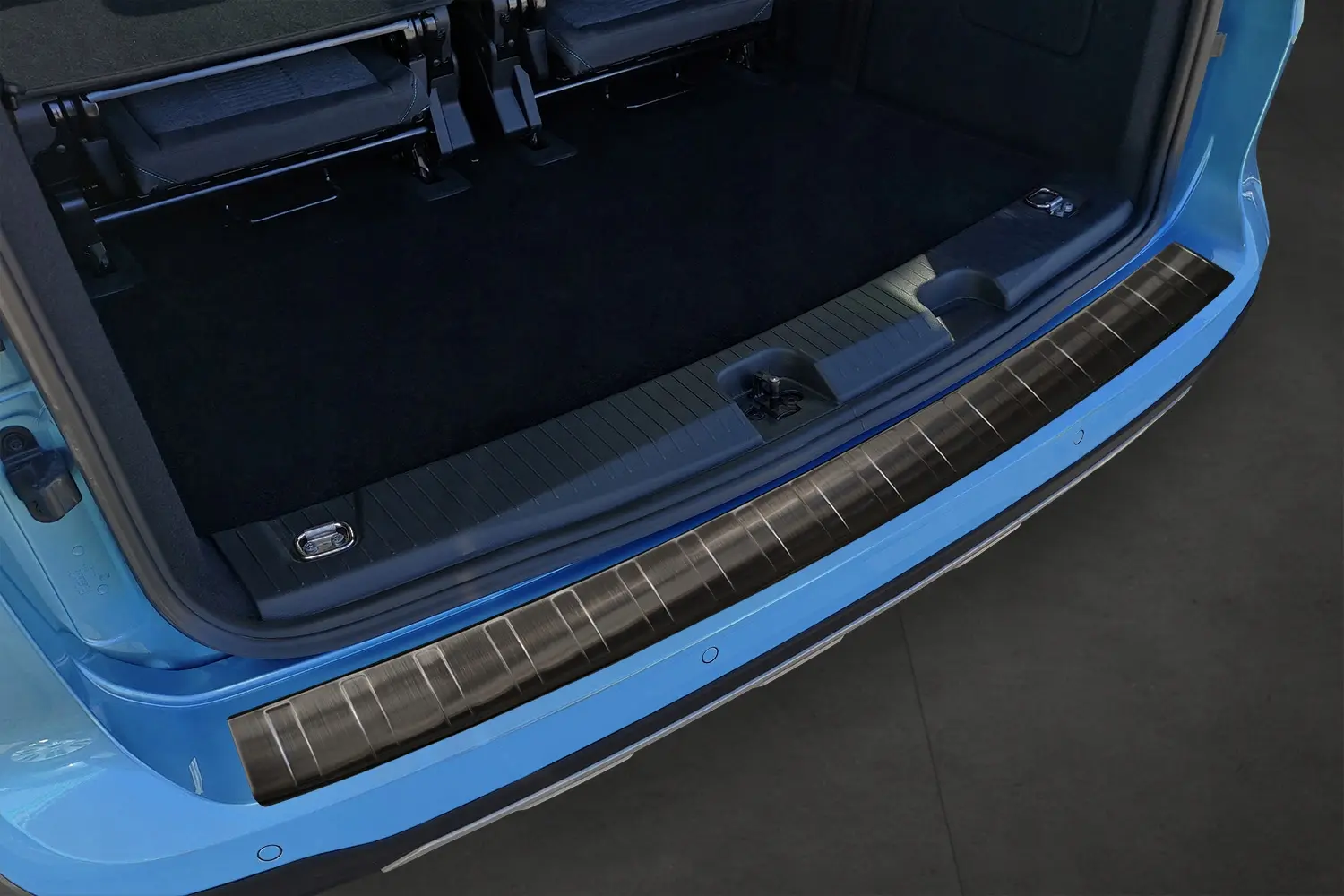 Bakfangerbeskytter Ford Tourneo Connect III 2022 -> | Black Edition – bilde 2