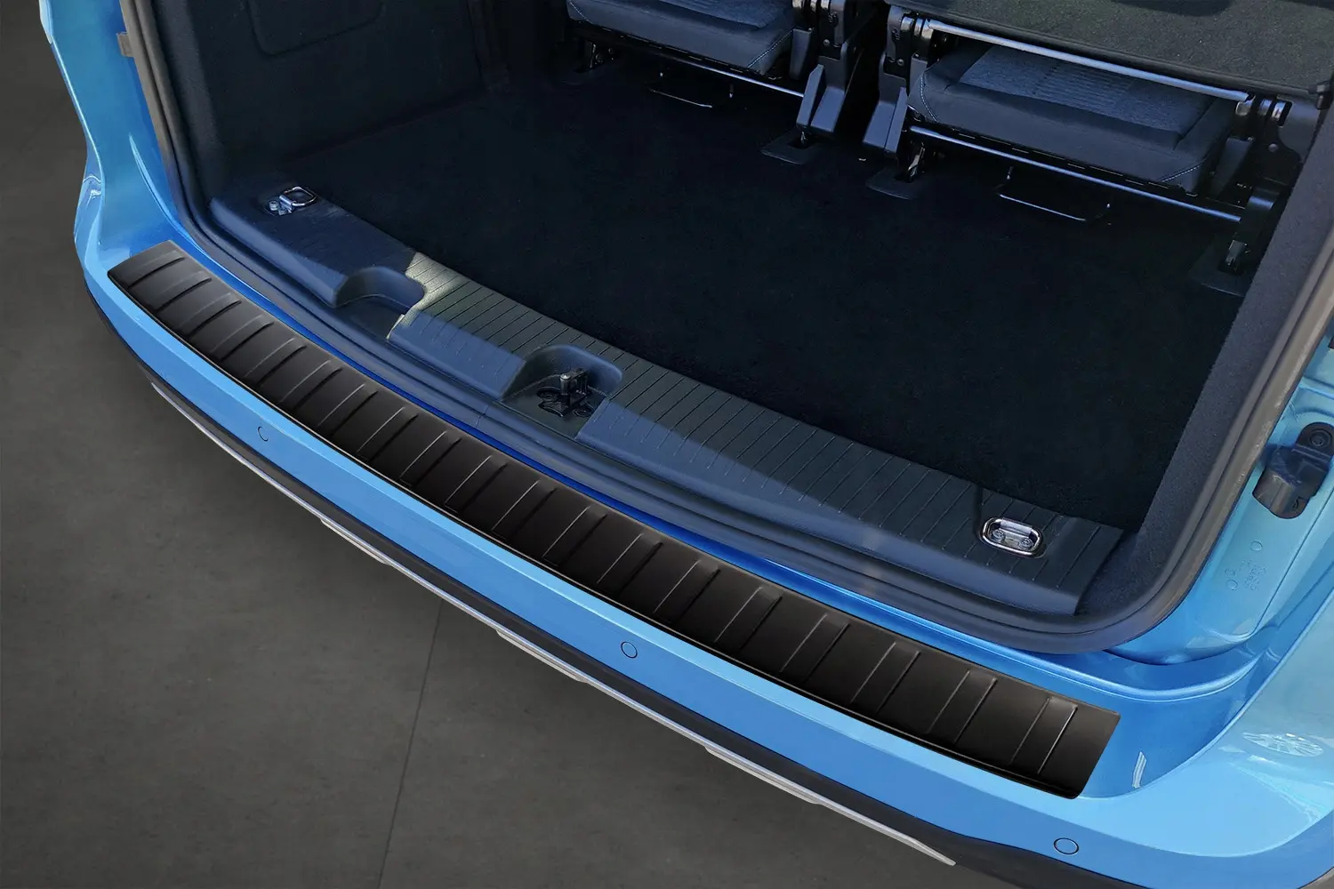 Bakfangerbeskytter Ford Tourneo Connect III 2022 -> | Black Matt Edition – bilde 3