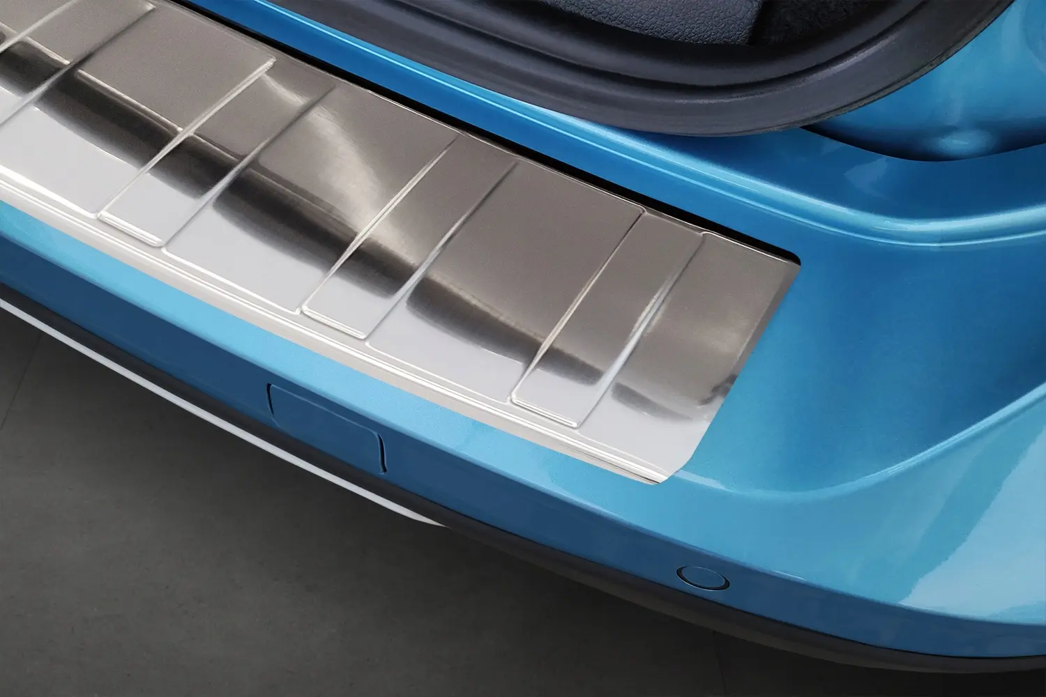 Bakfangerbeskytter Ford Tourneo Connect III 2022 -> | Chrome Edition – bilde 4