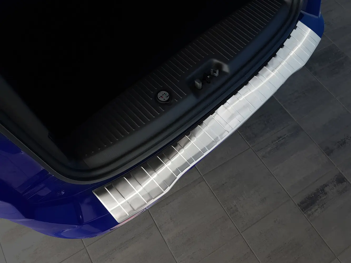 Bakfangerbeskytter Ford Tourneo Courier I 2014 - 2023 – bilde 3