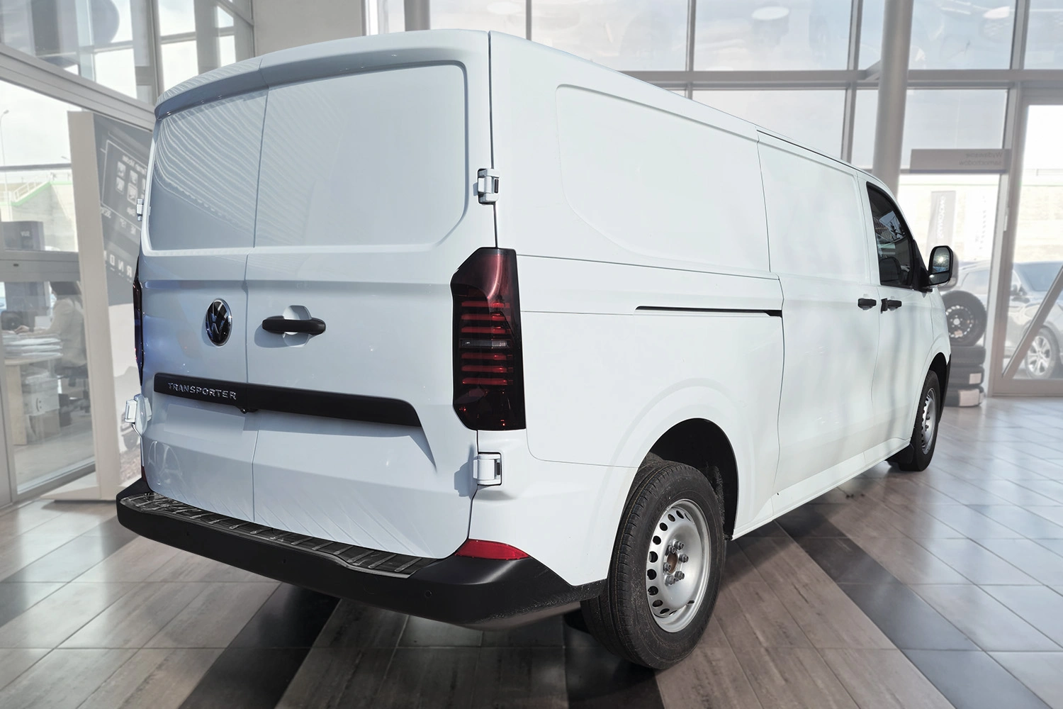 Bakfangerbeskytter Ford Transit Custom II / Tourneo Custom II 2023 -> / VW T7 Transporter 2024 -> │ Black Edition – bilde 11
