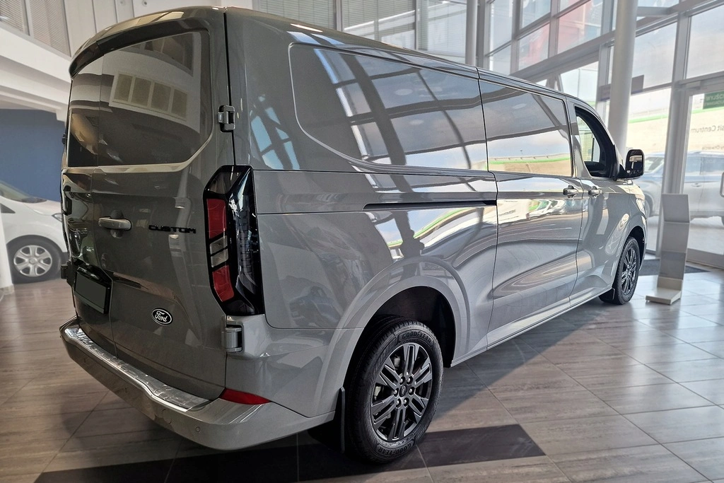 Bakfangerbeskytter Ford Transit Custom II / Tourneo Custom II 2023 -> / VW T7 Transporter 2024 -> │ Silver Edition – bilde 9