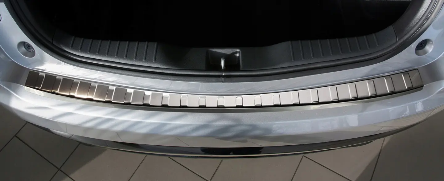 Bakfangerbeskytter Honda Civic IX hatchback  (facelift) 2015-2016 – bilde 2