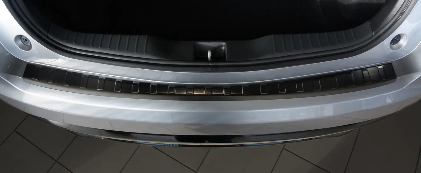 Bakfangerbeskytter Honda Civic IX hatchback  (facelift) 2015-2016 – bilde 2