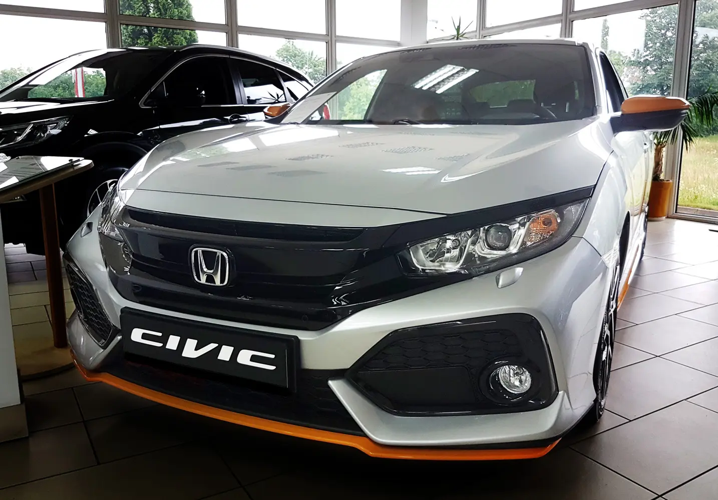 Bakfangerbeskytter Honda Civic X Hatchback 2016-> – bilde 8