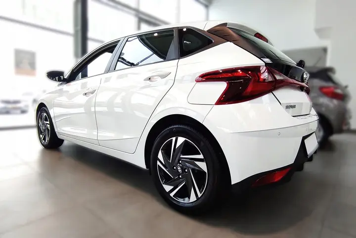 Bakfangerbeskytter Hyundai i20 III 2020 -> – bilde 9