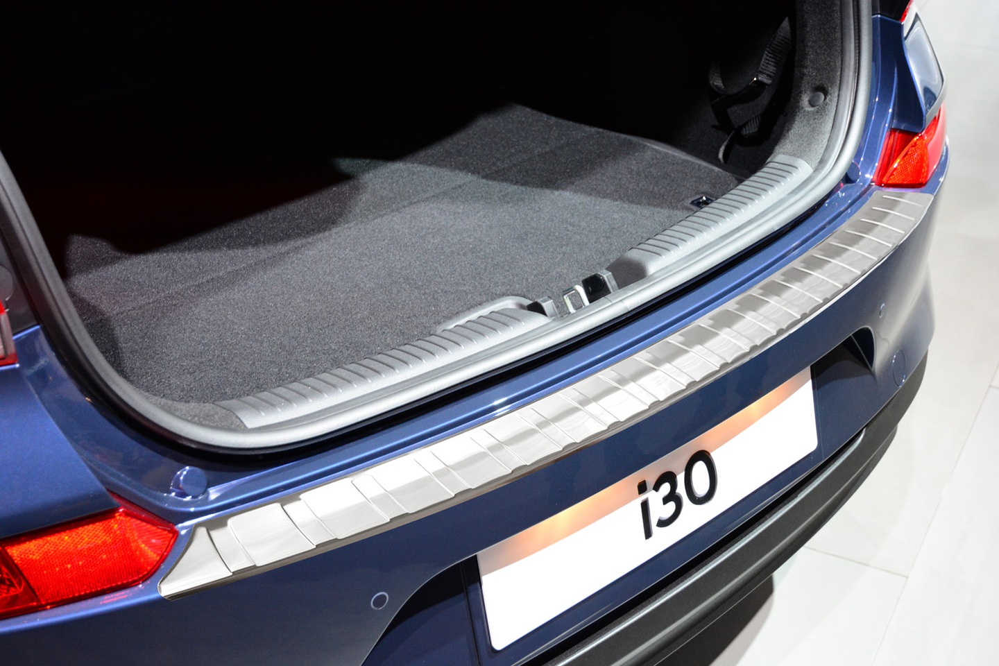 Bakfangerbeskytter Hyundai i30 III Hatchback 2017 ->