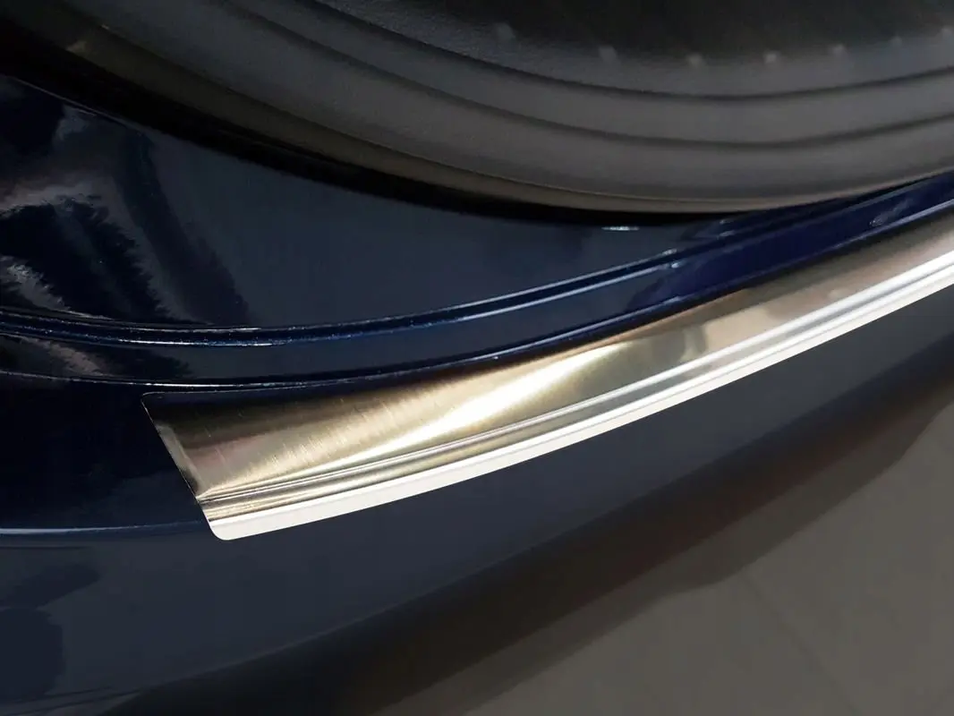 Bakfangerbeskytter Hyundai Santa Fe IV 2018 - 2020 – bilde 3