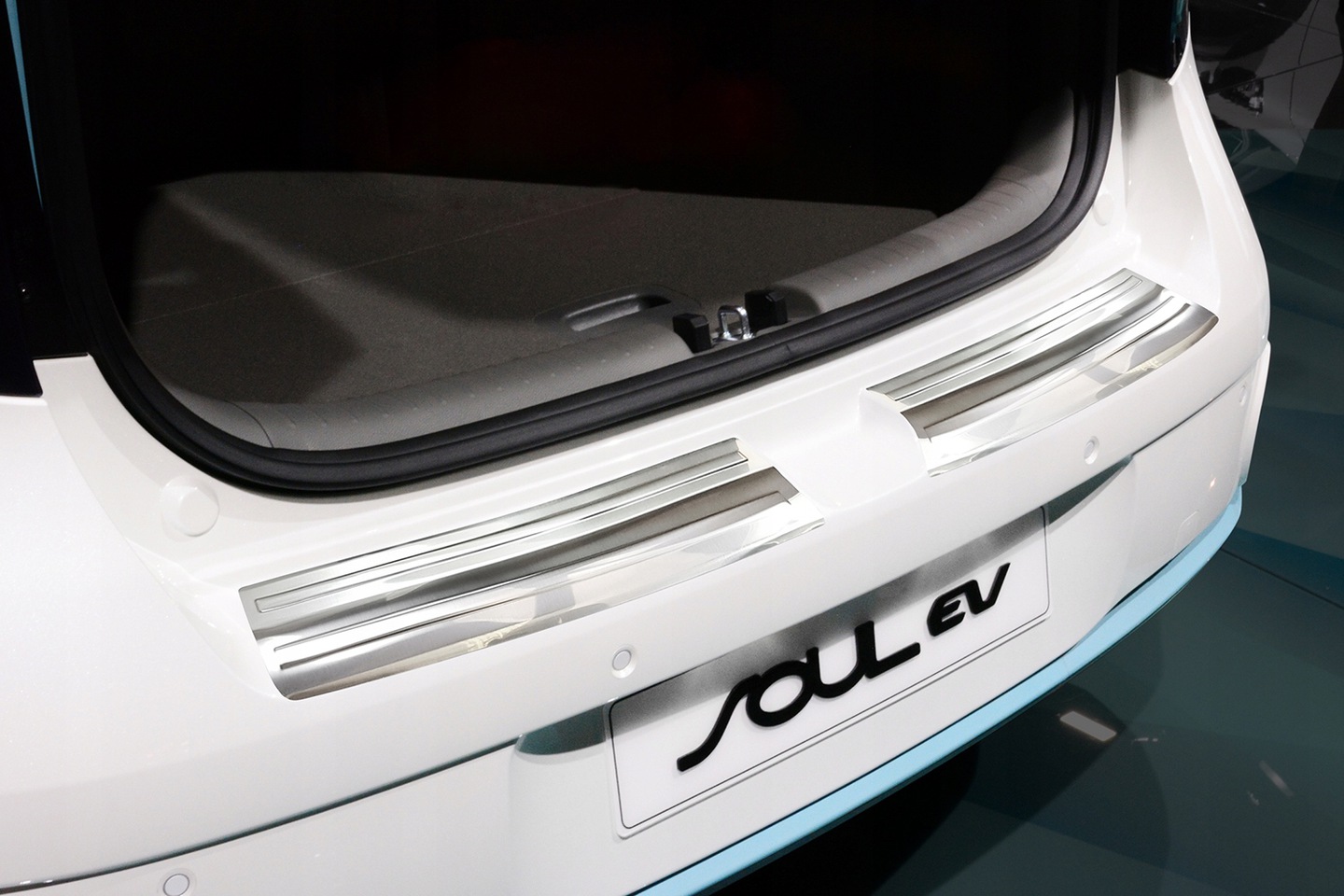 Bakfangerbeskytter Kia e-Soul I 2014 - 2019 │ Silver  Edition – bilde 2