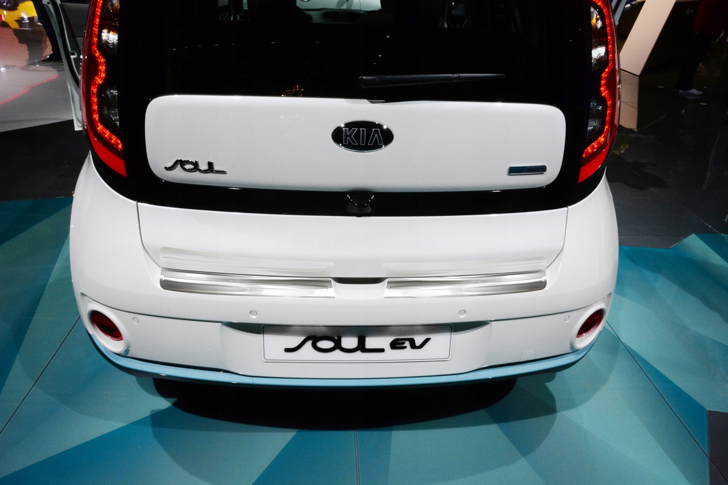 Bakfangerbeskytter Kia e-Soul I 2014 - 2019 │ Silver  Edition – bilde 7