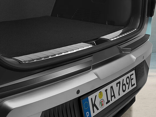 Bakfangerbeskytter Kia EV3 2024 -> │ Lastekantbeskytter Luggage Entry Guard Silver – bilde 2