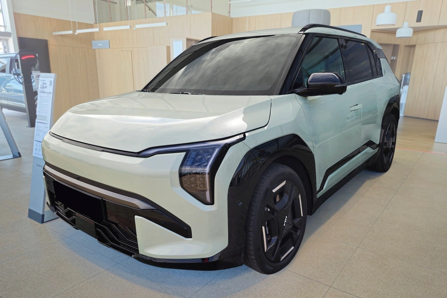 Bakfangerbeskytter Kia EV3 GT-Line 2024 -> │ Svart Matt – bilde 8