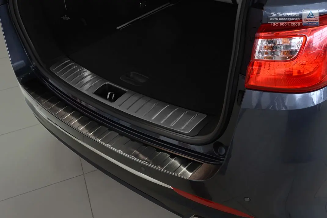 Bakfangerbeskytter KIA OPTIMA SW 2016-2020 / Kia Optima SW PHEV Hybrid 2015-2020 Black Edition – bilde 4