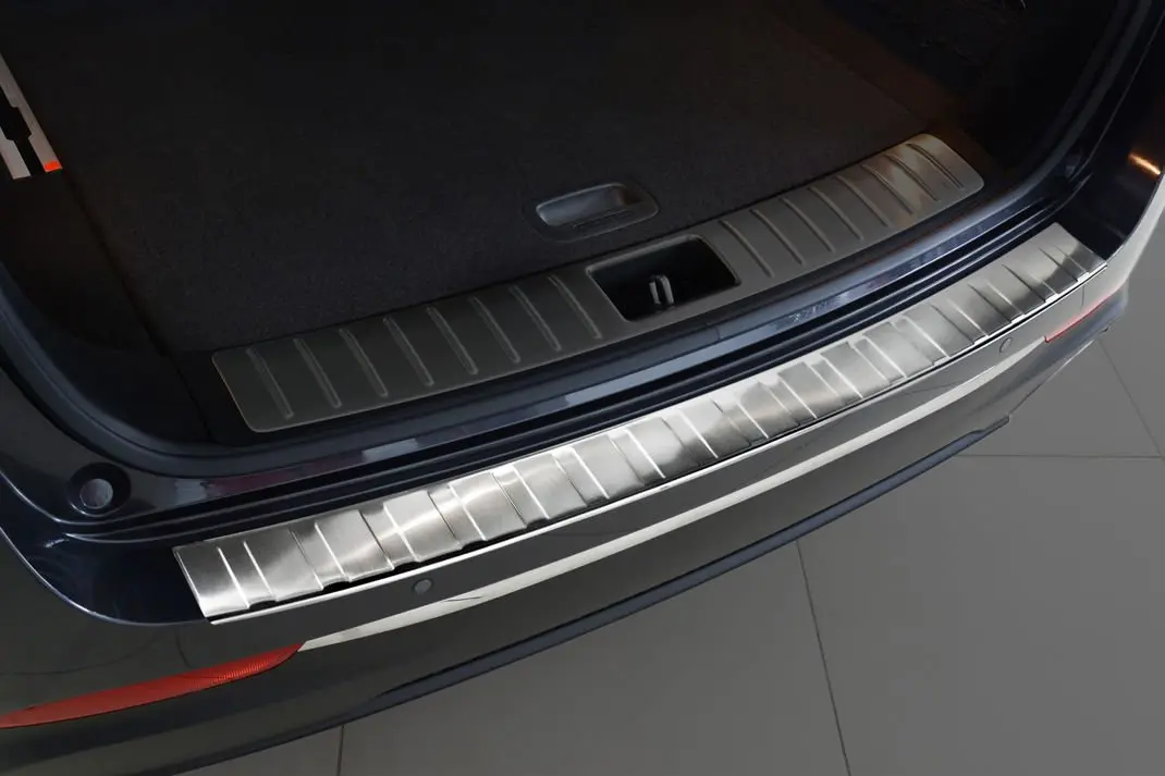 Bakfangerbeskytter KIA OPTIMA SW 2016-2020 / Kia Optima SW PHEV Hybrid 2015-2020 Silver