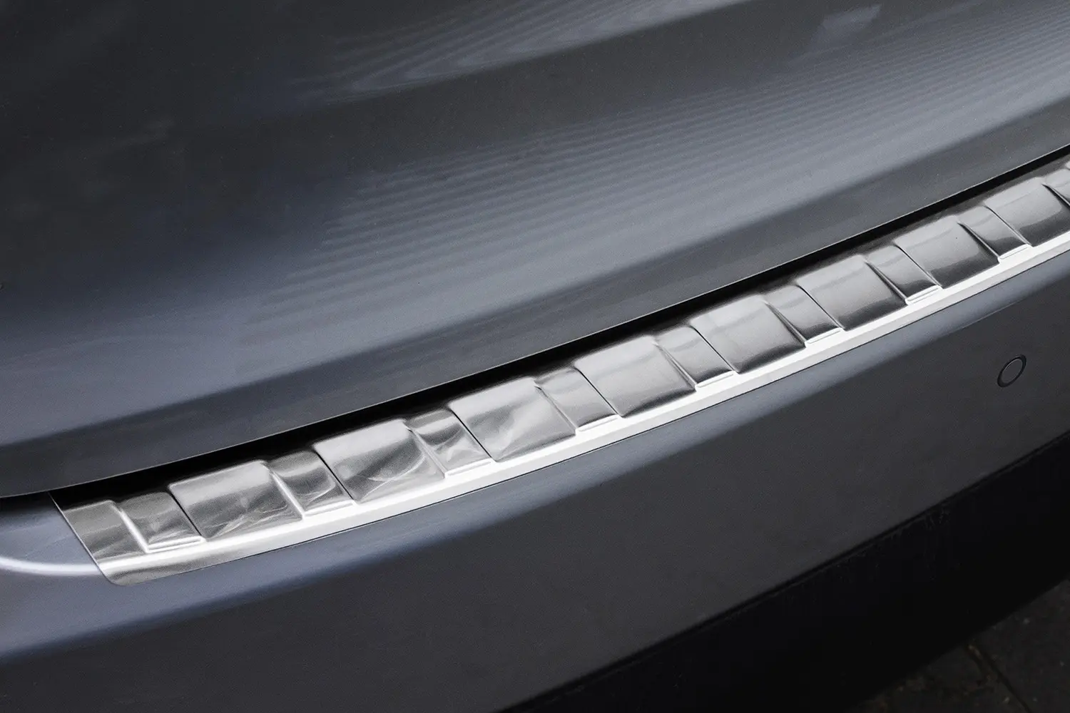 Bakfangerbeskytter Lexus NX I 2014 - 2021 │ Satin Edition – bilde 4