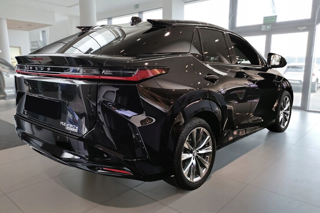 Bakfangerbeskytter Lexus RZ 2023 -> │ Black Edition – bilde 7