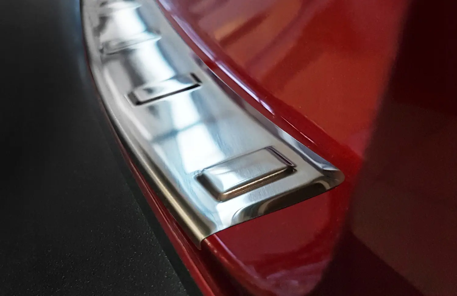 Bakfangerbeskytter Mazda CX-30 Facelift 2019 - 2023 │ Silver Edition – bilde 3
