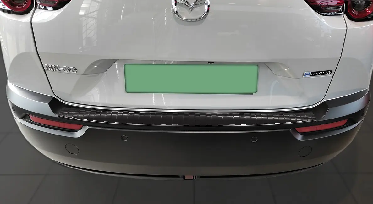 Bakfangerbeskytter Mazda MX-30 2020-> Black Edition