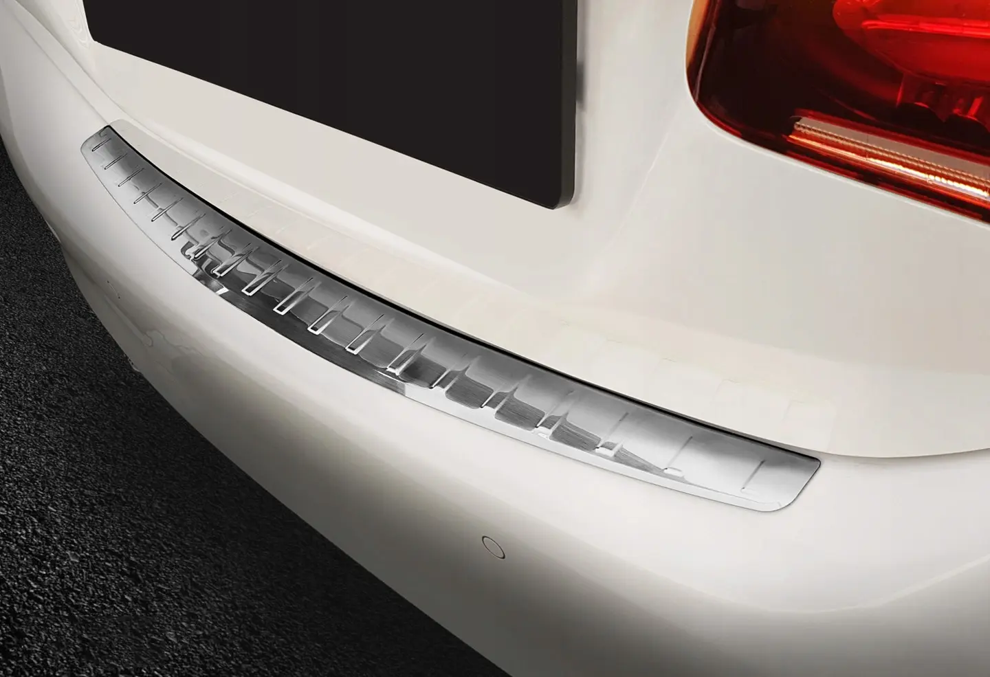 Bakfangerbeskytter Mercedes-Benz A IV V177 2018-> Silver Edition