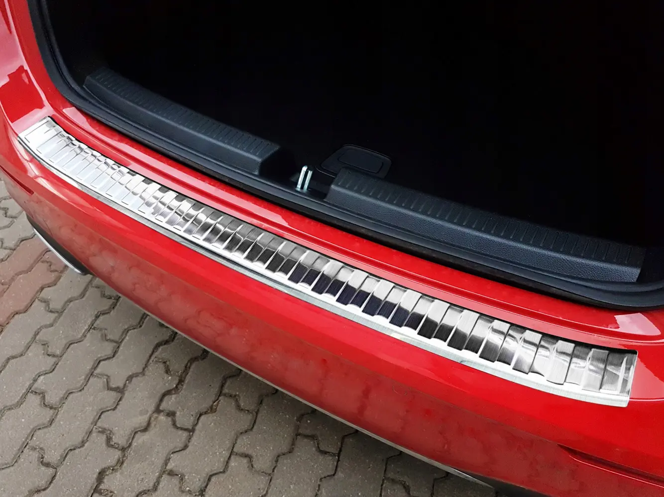 Bakfangerbeskytter Mercedes-Benz A IV W177 2018-> Silver Edition
