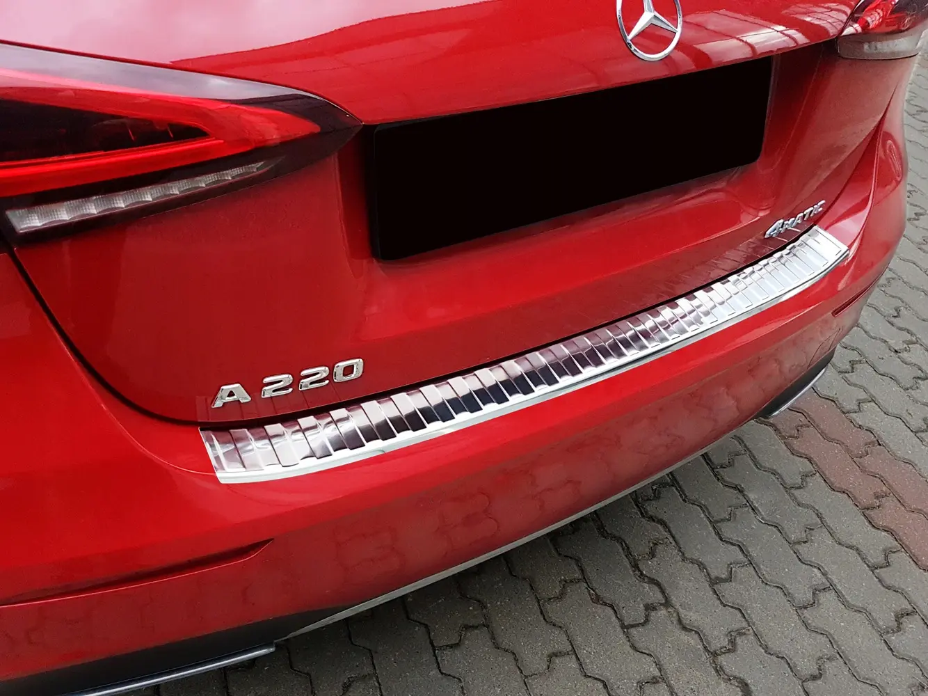 Bakfangerbeskytter Mercedes-Benz A IV W177 2018-> Silver Edition – bilde 3