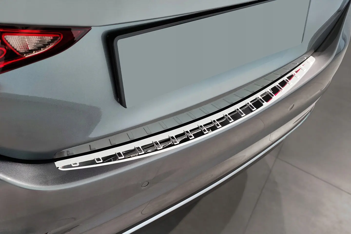 Bakfangerbeskytter Mercedes-Benz C-Class V (W206) 2021-> – bilde 2