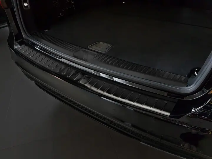 Bakfangerbeskytter Mercedes-Benz C (S205) T-model 2014 - 2021 │ Black Edition