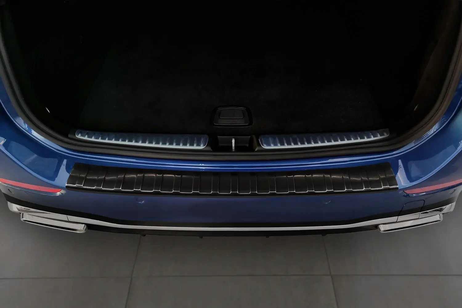 Bakfangerbeskytter Mercedes-Benz C (S206) AMG T Model 2021-> – bilde 3
